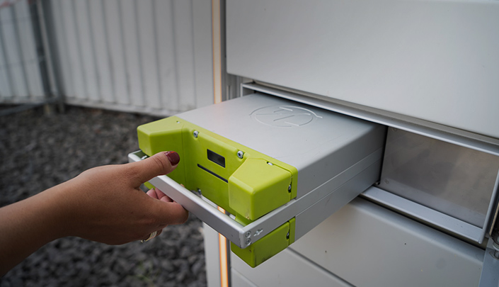 Battery replacement rental